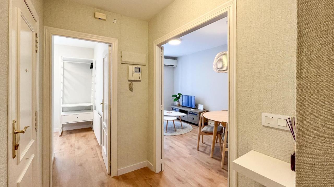Ttdssa Cervantes Street - Parking In Valencia Midtown Eksteriør bilde